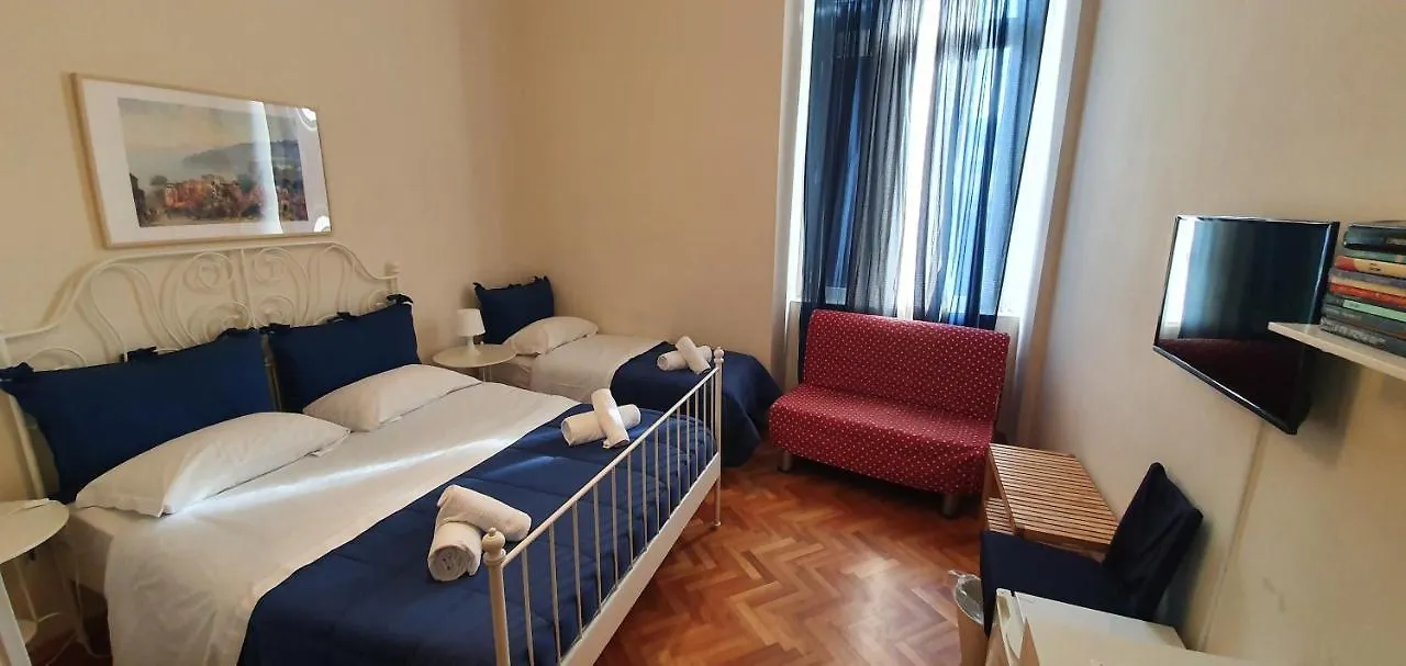 Guest house Napol-In Hotel Naples