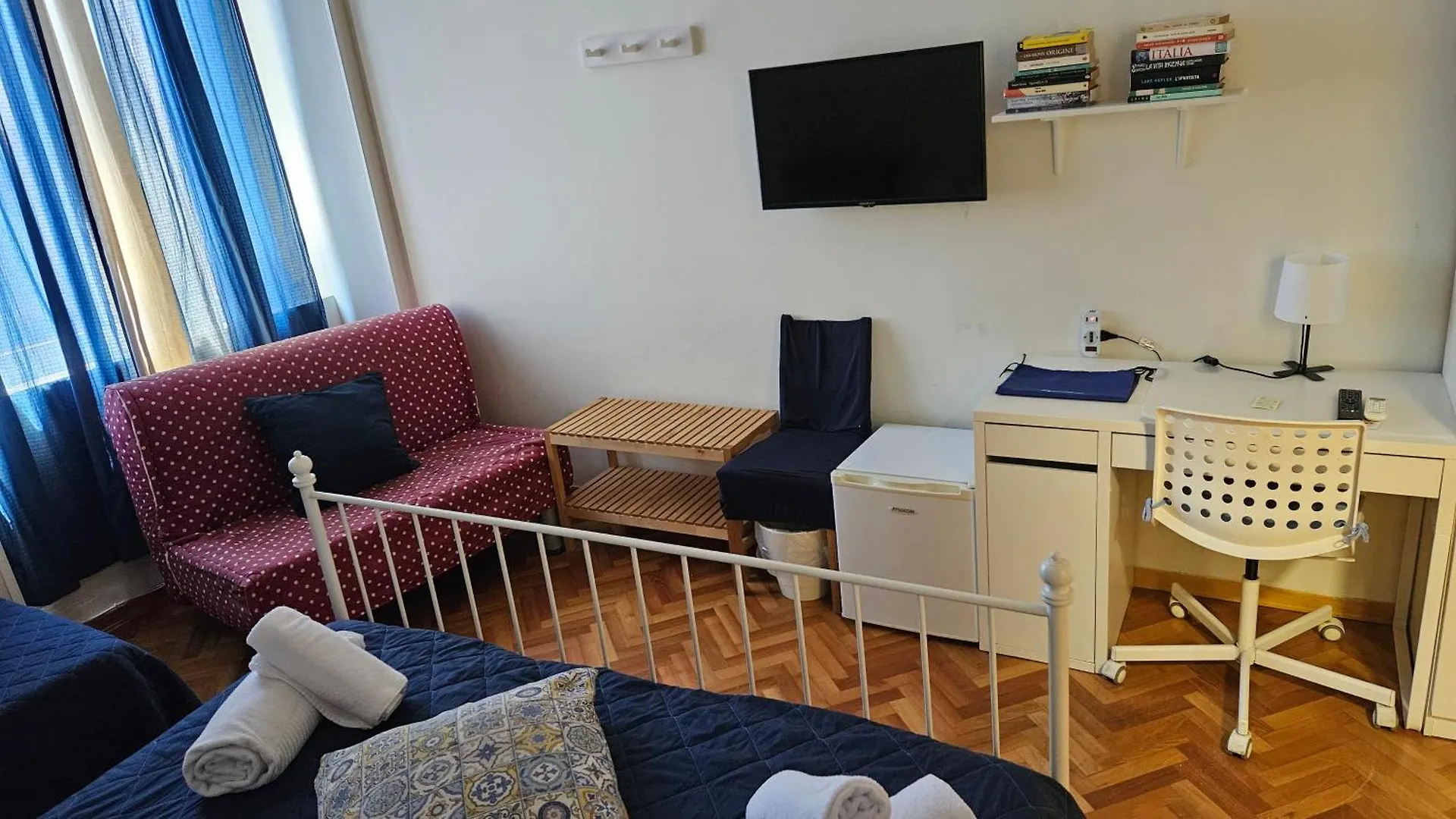 Napol-In Hotel Naples 2*,  Italy