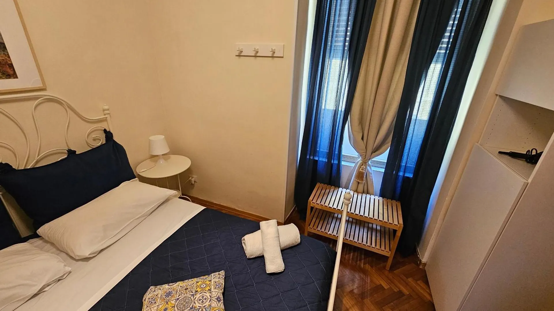Guest house Napol-In Hotel Naples