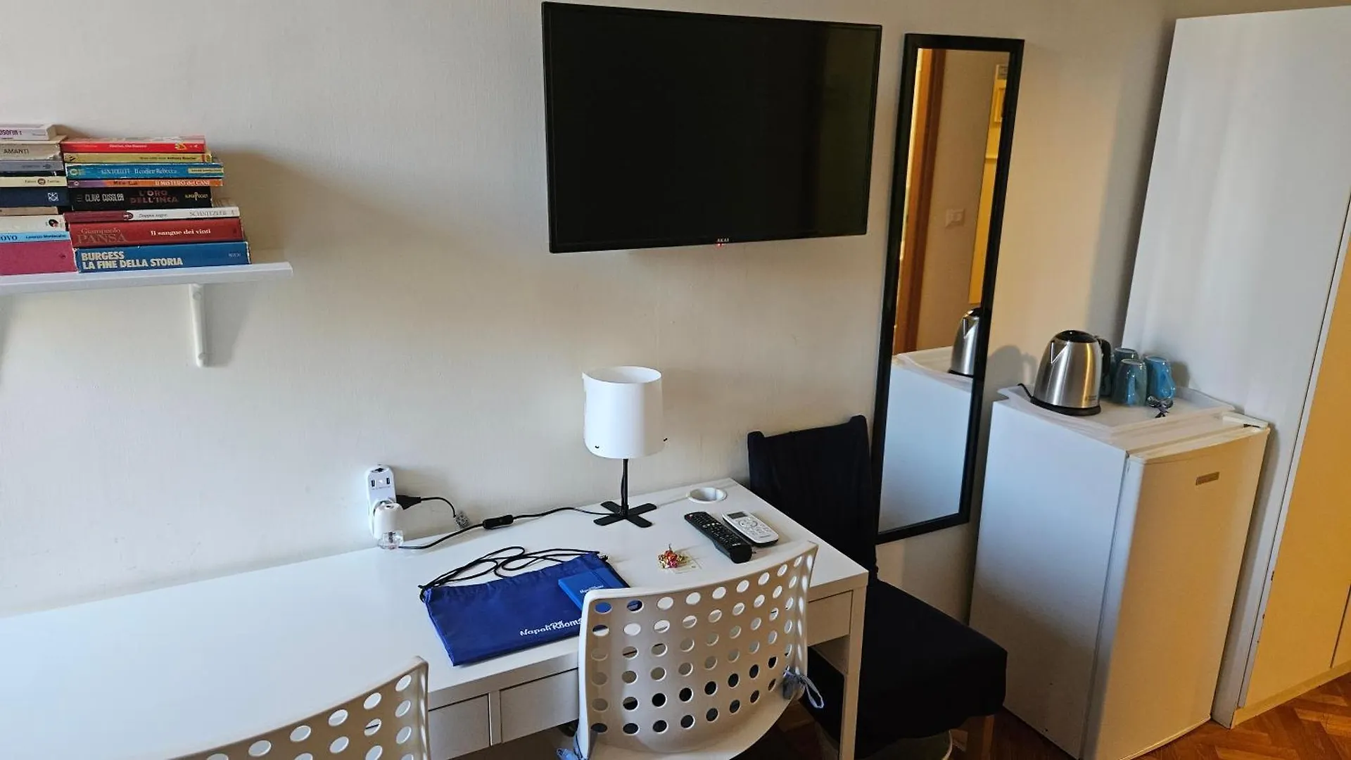 Napol-In Hotel Napels 2*,